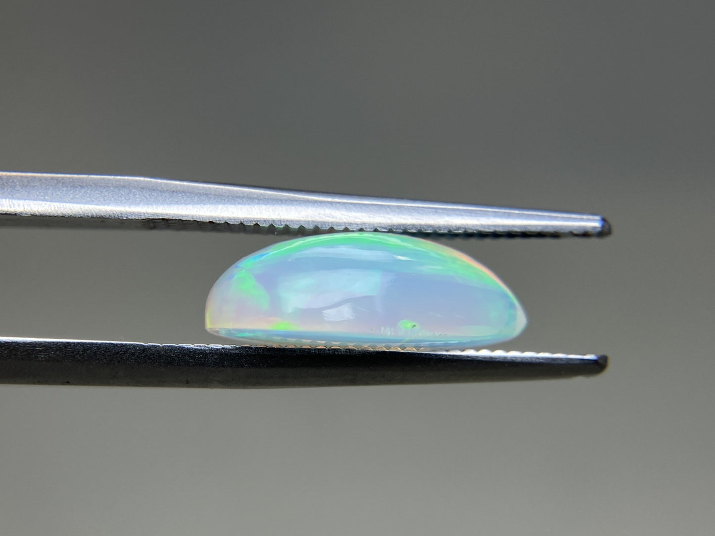 オパール 2.126ct 宝石ソーティング付き 12.9㎜×7.3㎜×4.5㎜ ルース（ 裸石 ） 4428YY