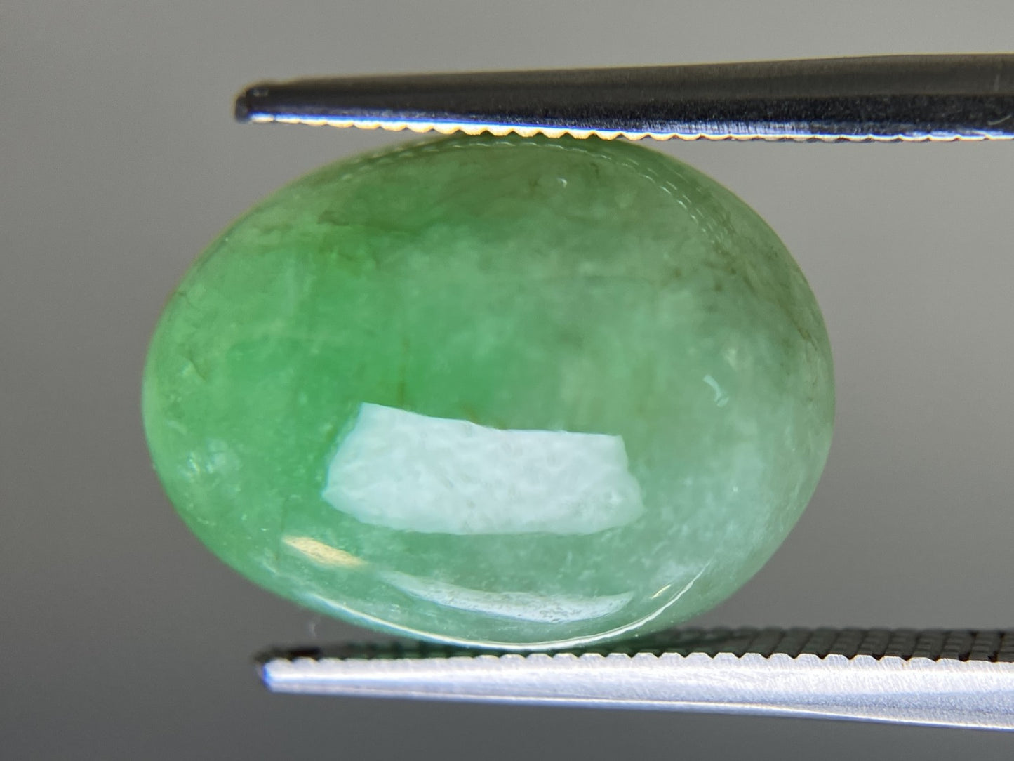 ひすい（ヒスイ 翡翠） 天然 10.090ct 宝石ソーティング付き 14.9㎜×11.6㎜×6.0㎜ ルース（ 裸石 ） 7329YY