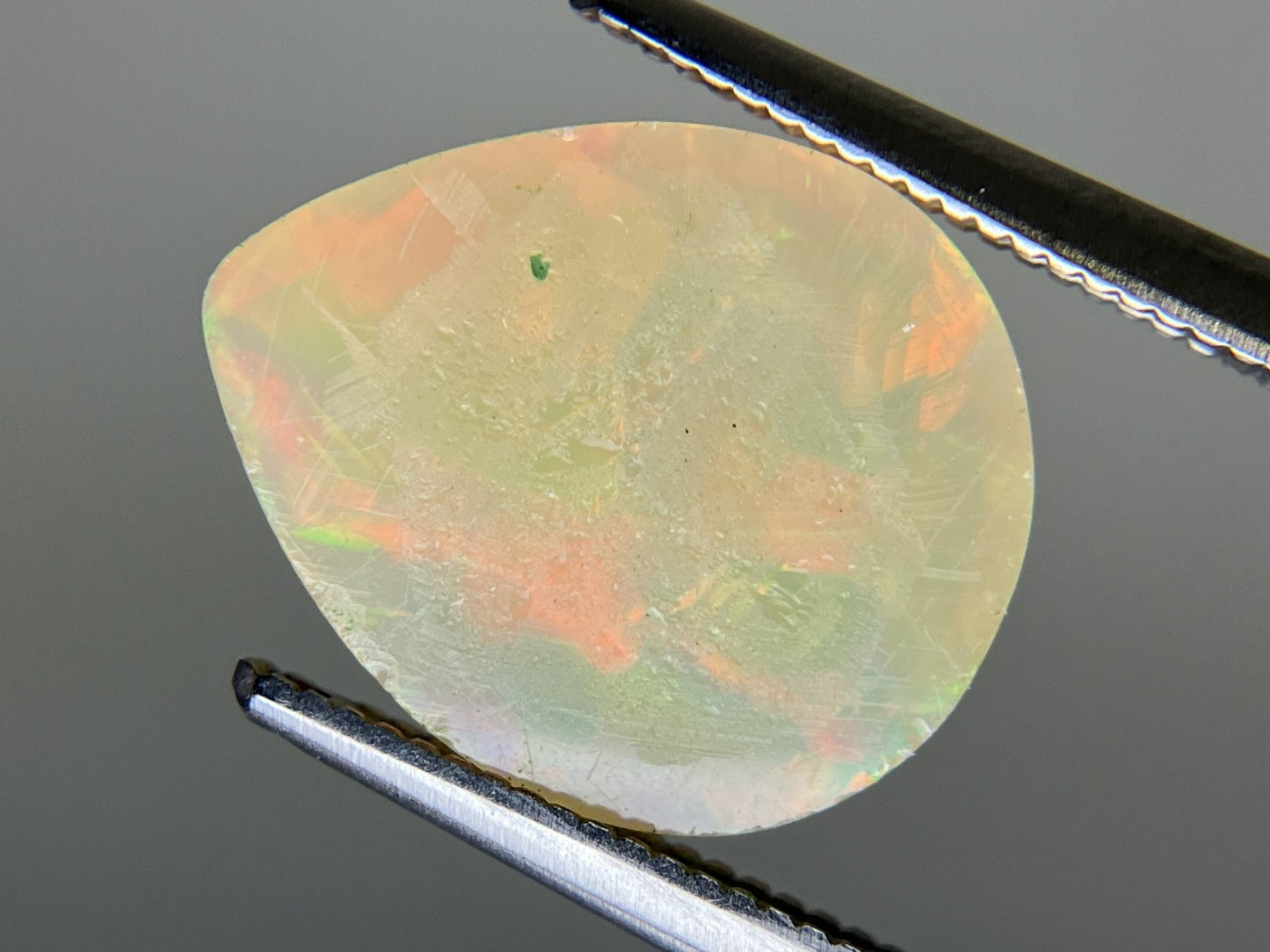 ハニカムオパール 2.912ct  宝石ソーティング付き  12.7㎜×10.5㎜×5.4㎜  ルース（ 裸石 ） 4297YY