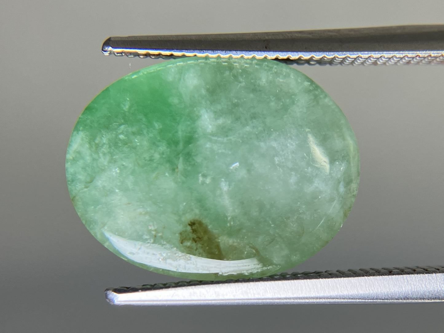 ひすい（ヒスイ 翡翠） 天然 10.090ct 宝石ソーティング付き 14.9㎜×11.6㎜×6.0㎜ ルース（ 裸石 ） 7329YY