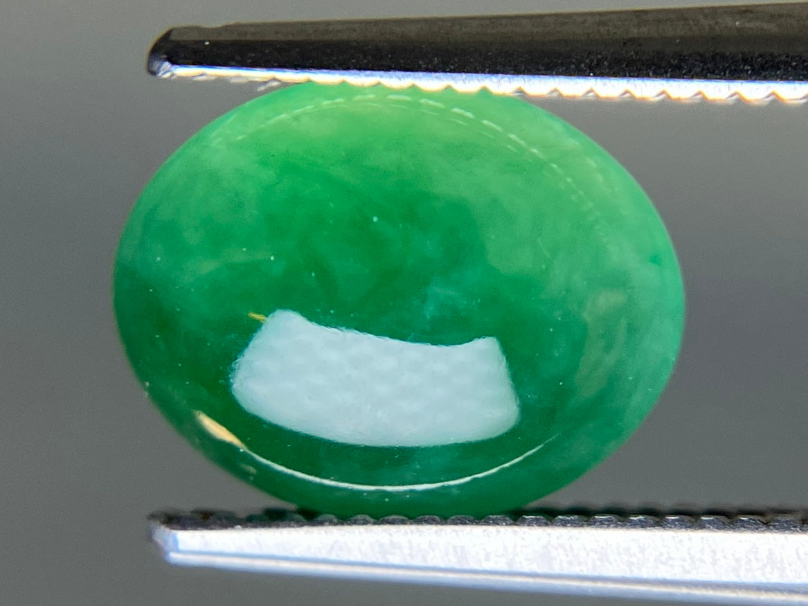 ひすい（ヒスイ 翡翠） 天然 2.426ct 宝石ソーティング付き 9.8㎜×7.6㎜×3.5㎜ ルース（ 裸石 ） 7334YY