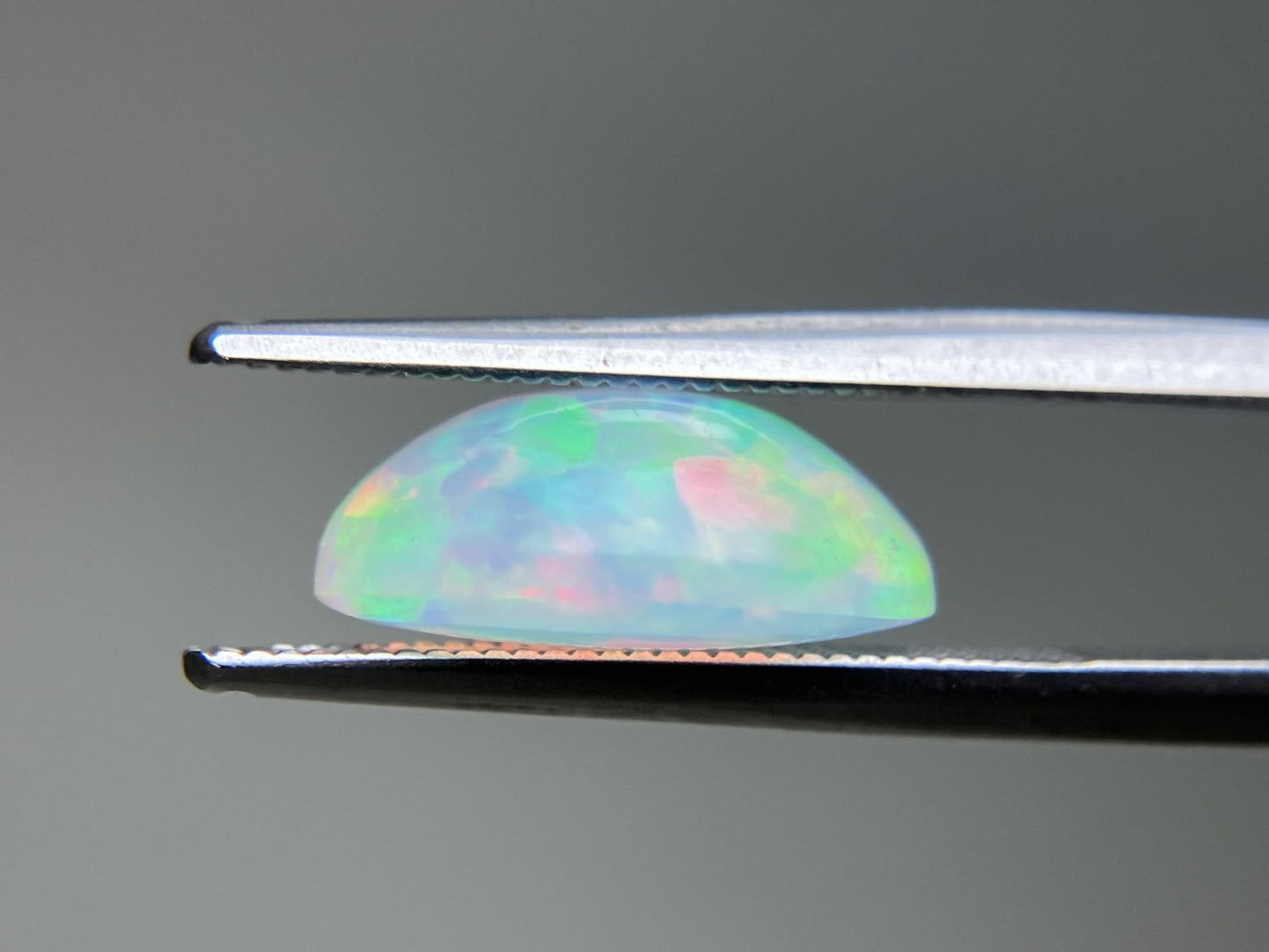 オパール 3.034ct  宝石ソーティング付き  12.9㎜×8.9㎜×5.4㎜  ルース（ 裸石 ） 4437YY