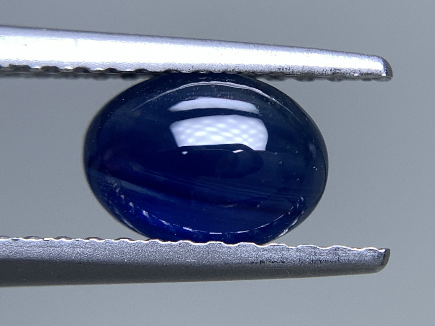 サファイア  天然  1.142ct  宝石ソーティング付き  6.9㎜×5.1㎜×3.1㎜  ラッピング無料  ルース（ 裸石 ）  5002Y