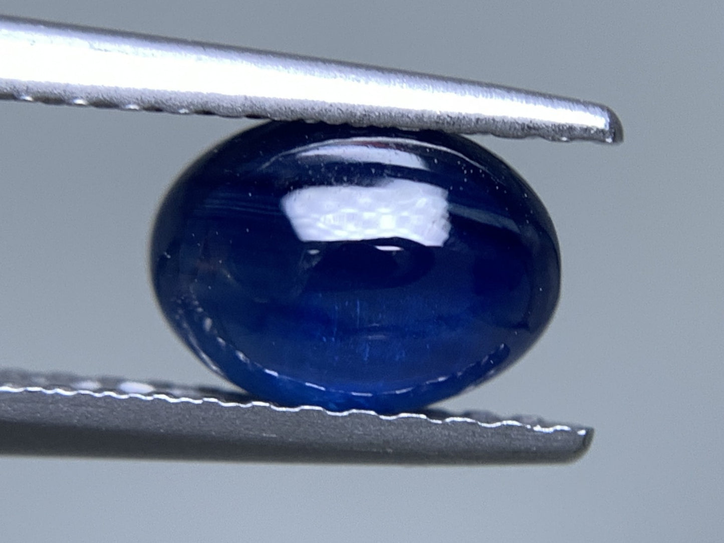 サファイア  天然  1.142ct  宝石ソーティング付き  6.9㎜×5.1㎜×3.1㎜  ラッピング無料  ルース（ 裸石 ）  5002Y