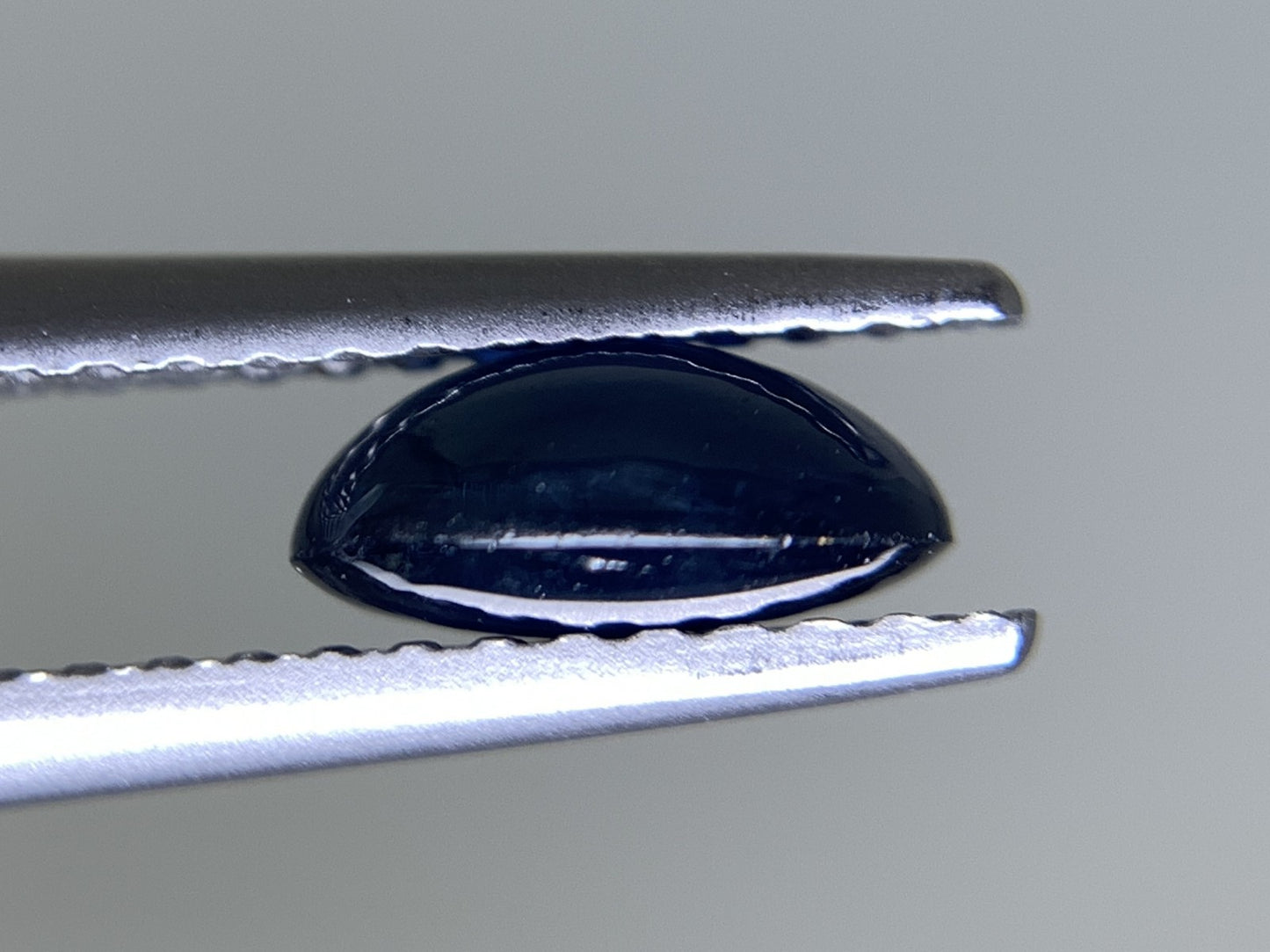 サファイア  天然  1.142ct  宝石ソーティング付き  6.9㎜×5.1㎜×3.1㎜  ラッピング無料  ルース（ 裸石 ）  5002Y