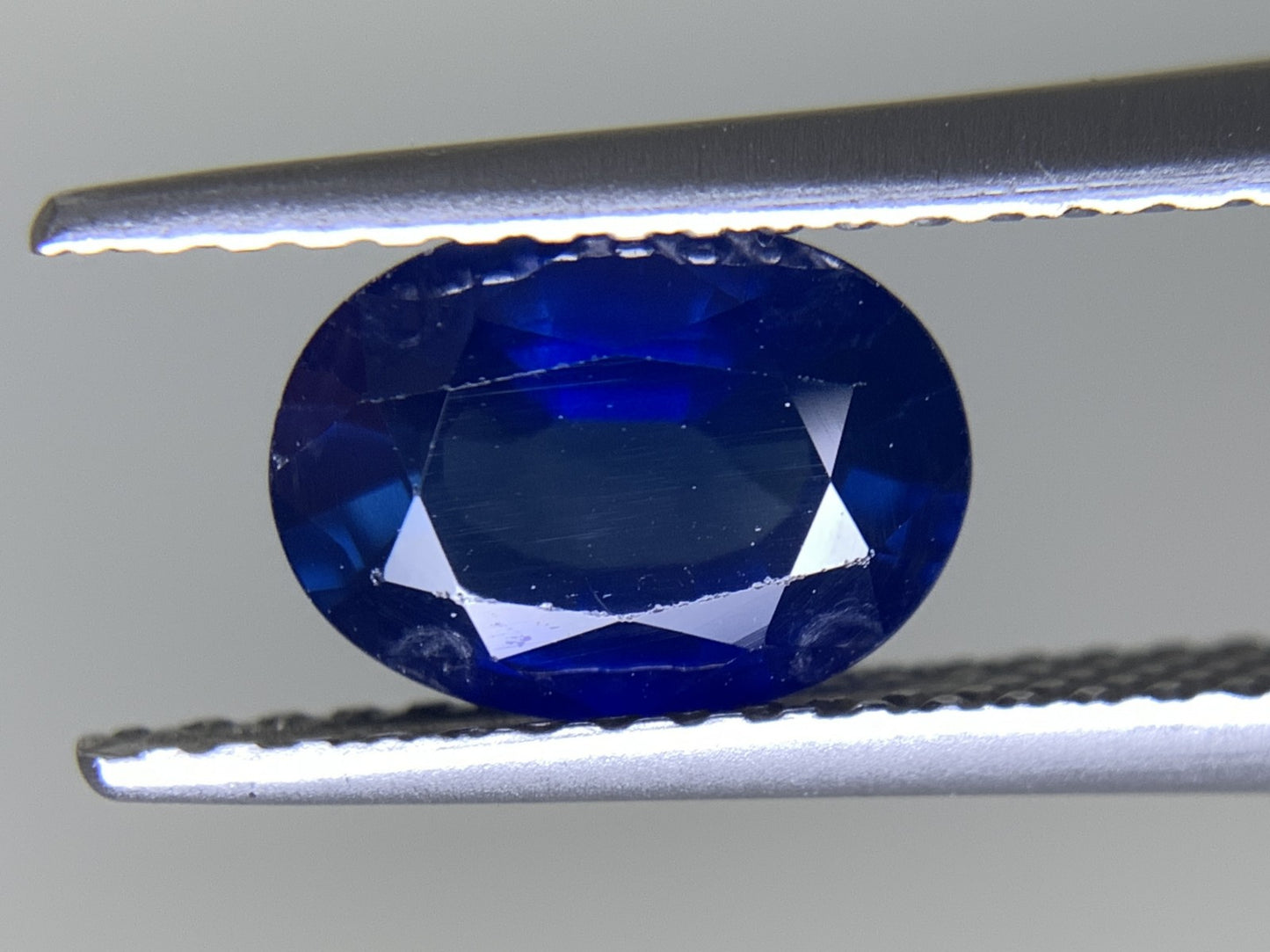 サファイア  天然  1.497ct  宝石ソーティング付き  8.0㎜×6.0㎜×3.5㎜  ルース（ 裸石 ）  4854Y