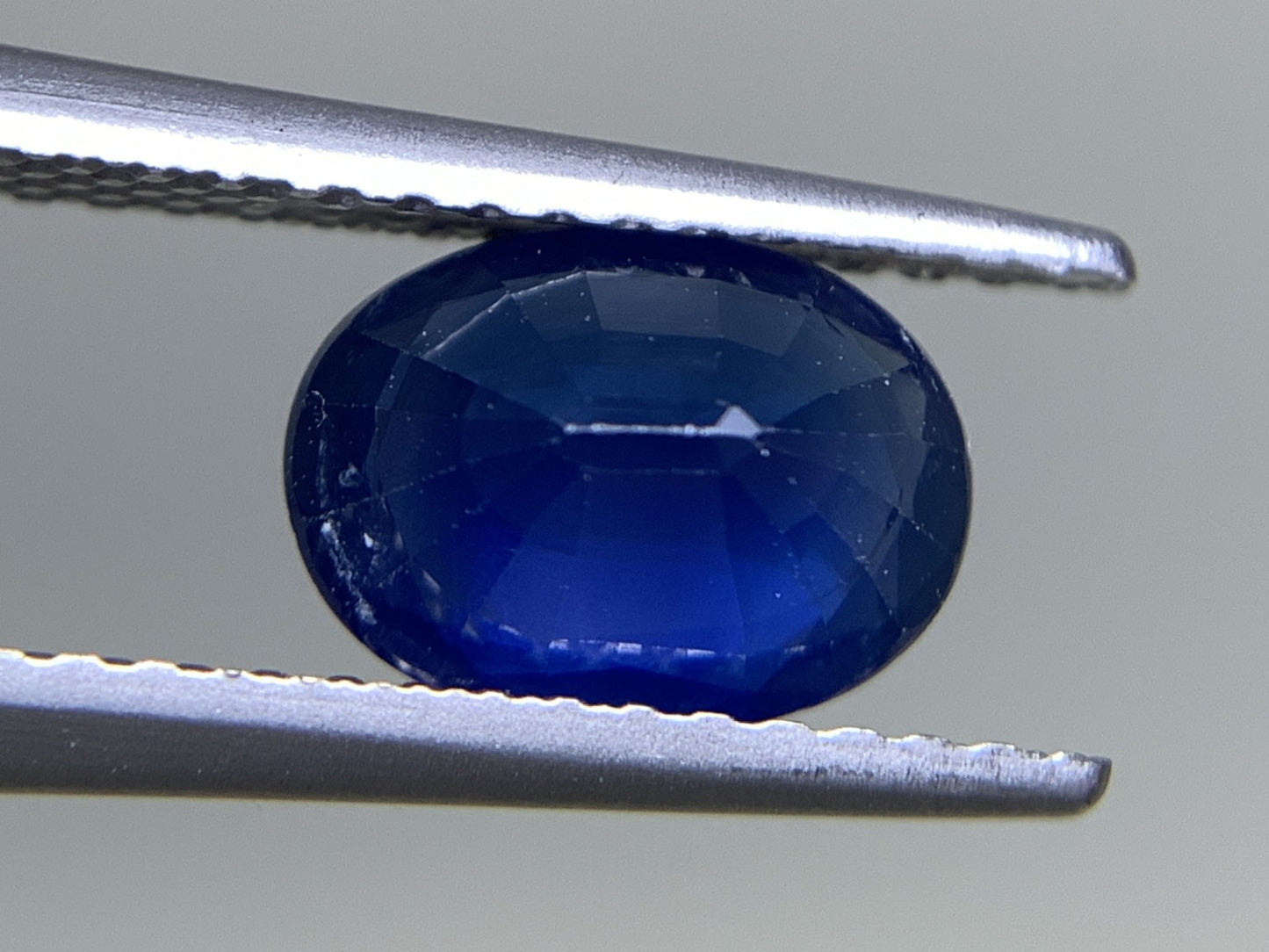 サファイア  天然  1.497ct  宝石ソーティング付き  8.0㎜×6.0㎜×3.5㎜  ルース（ 裸石 ）  4854Y