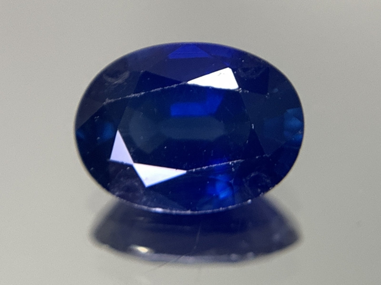 サファイア  天然  1.497ct  宝石ソーティング付き  8.0㎜×6.0㎜×3.5㎜  ルース（ 裸石 ）  4854Y