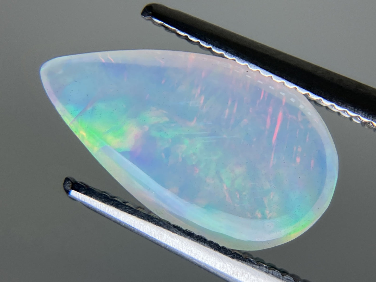 オパール 2.247ct 宝石ソーティング付き 14.1㎜×7.7㎜×3.7㎜ ルース（ 裸石 ） 4583YY