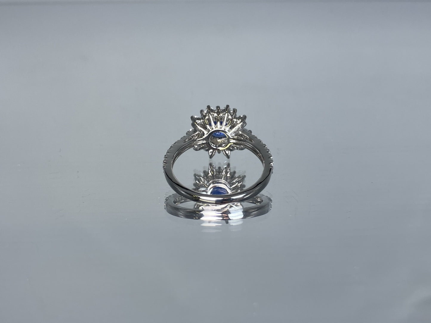 サファイア 1.17ct ロイヤルブルー royal blue AIGS鑑別書 D0.75ct PT900 5.6g 指輪 （JP14号） サイズ直し無料 7898K