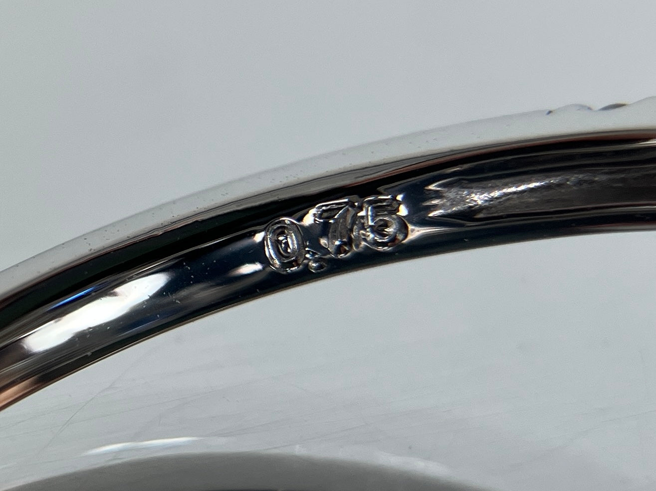 サファイア 1.17ct ロイヤルブルー royal blue AIGS鑑別書 D0.75ct PT900 5.6g 指輪 （JP14号） サイズ直し無料 7898K