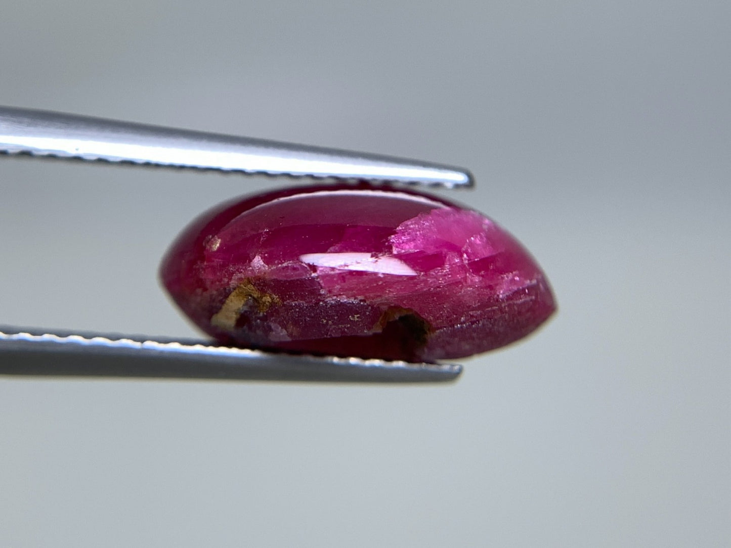 ルビー 天然 12.003ct 宝石ソーティング付き 14.5㎜×12.8㎜×6.5㎜ ルース（ 裸石 ） 6877Y