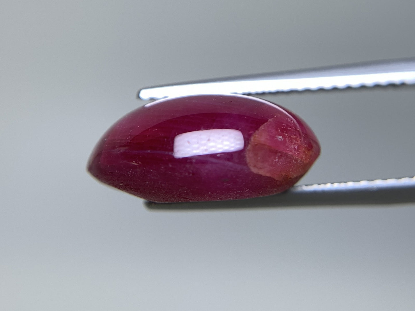 ルビー 天然 12.003ct 宝石ソーティング付き 14.5㎜×12.8㎜×6.5㎜ ルース（ 裸石 ） 6877Y