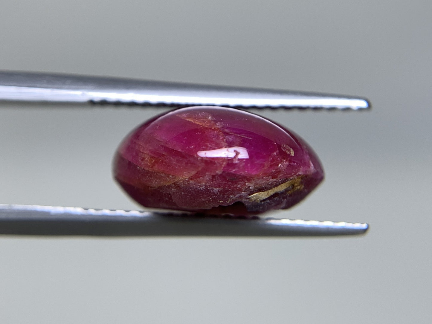 ルビー 天然 12.003ct 宝石ソーティング付き 14.5㎜×12.8㎜×6.5㎜ ルース（ 裸石 ） 6877Y