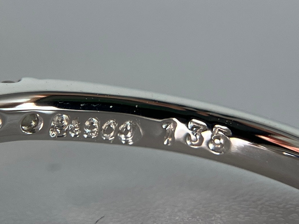サファイア 1.35ct コンフラワーブルー Cornflower blue AIGS鑑別書 D0.72ct PT900 5.1g 指輪 （JP13号） サイズ直し無料 731K