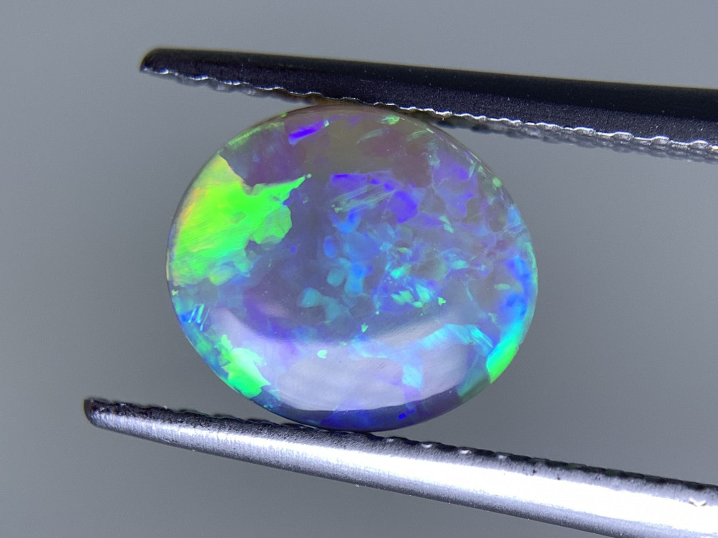 ブラックオパール 天然  1.300ct  宝石ソーティング付き  8.8㎜×7.7㎜×3.0㎜ ルース（ 裸石 ）  5995Y