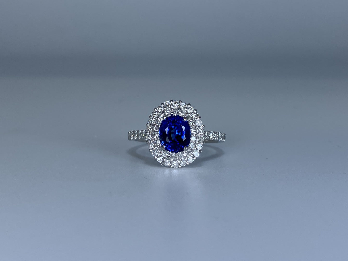サファイア 1.71ct ロイヤルブルー royal blue AIGS鑑別書 D0.72ct PT900 5.3g 指輪 （JP13号） サイズ直し無料 728K