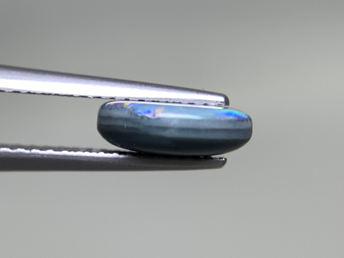 ブラックオパール 天然 1.339ct 中央宝石ソーティング付き 9.2㎜×7.0㎜×3.1㎜ 天然 ルース（ 裸石 ） 4919Y