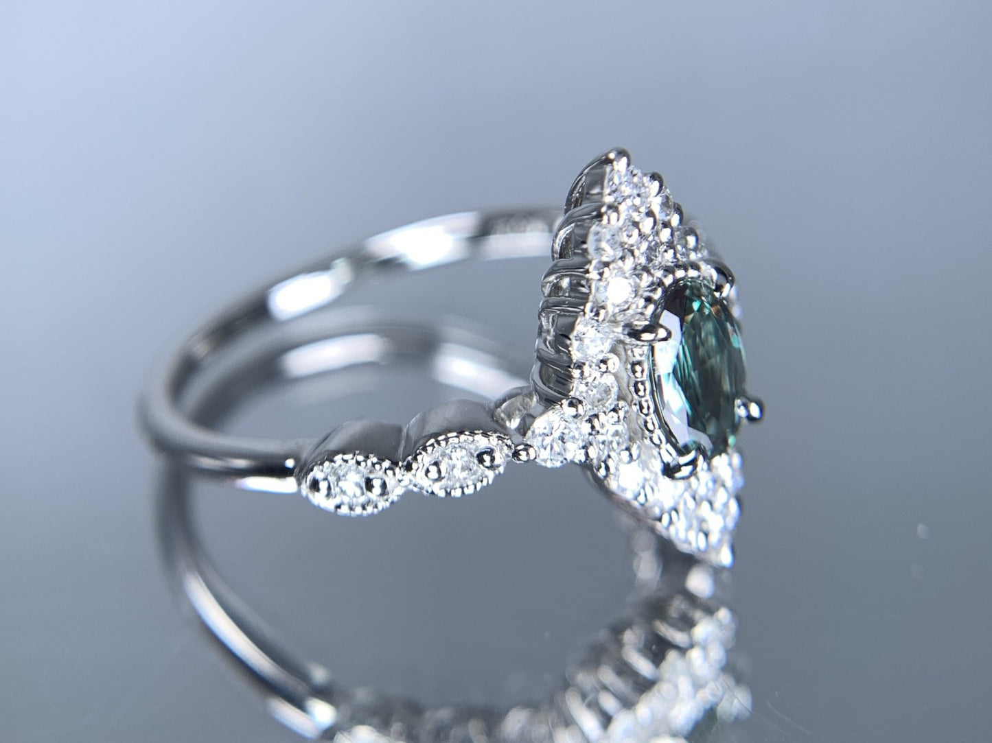 アレキサンドライト 0.34ct ブラジル産 Brazil GIA鑑別書 D0.31ct PT900 4.01g 指輪 (JP12号) サイズ直し承ります。 6937Y