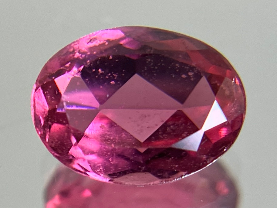 ピンクトルマリン 1.012ct 宝石ソーティング付き 7.2㎜×5.5㎜×2.9㎜ ルース（ 裸石 ） 4454YY