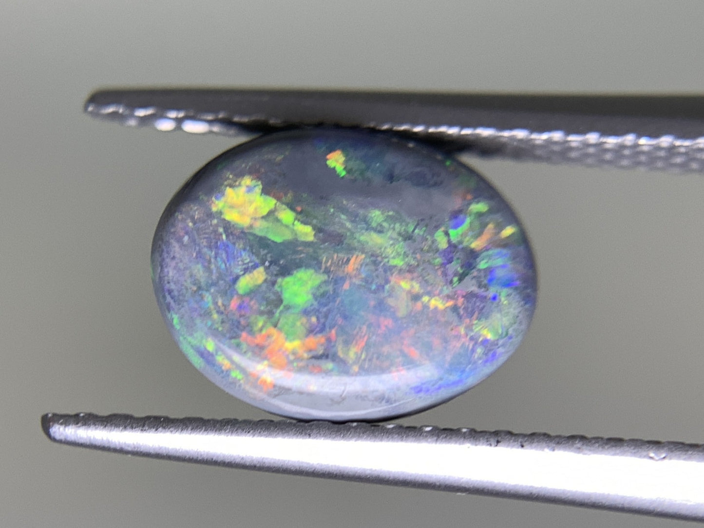 ブラックオパール 天然 1.491ct 中央宝石ソーティング付き 9.2㎜×7.2㎜×3.4㎜ 天然 ルース（ 裸石 ） 5013Y
