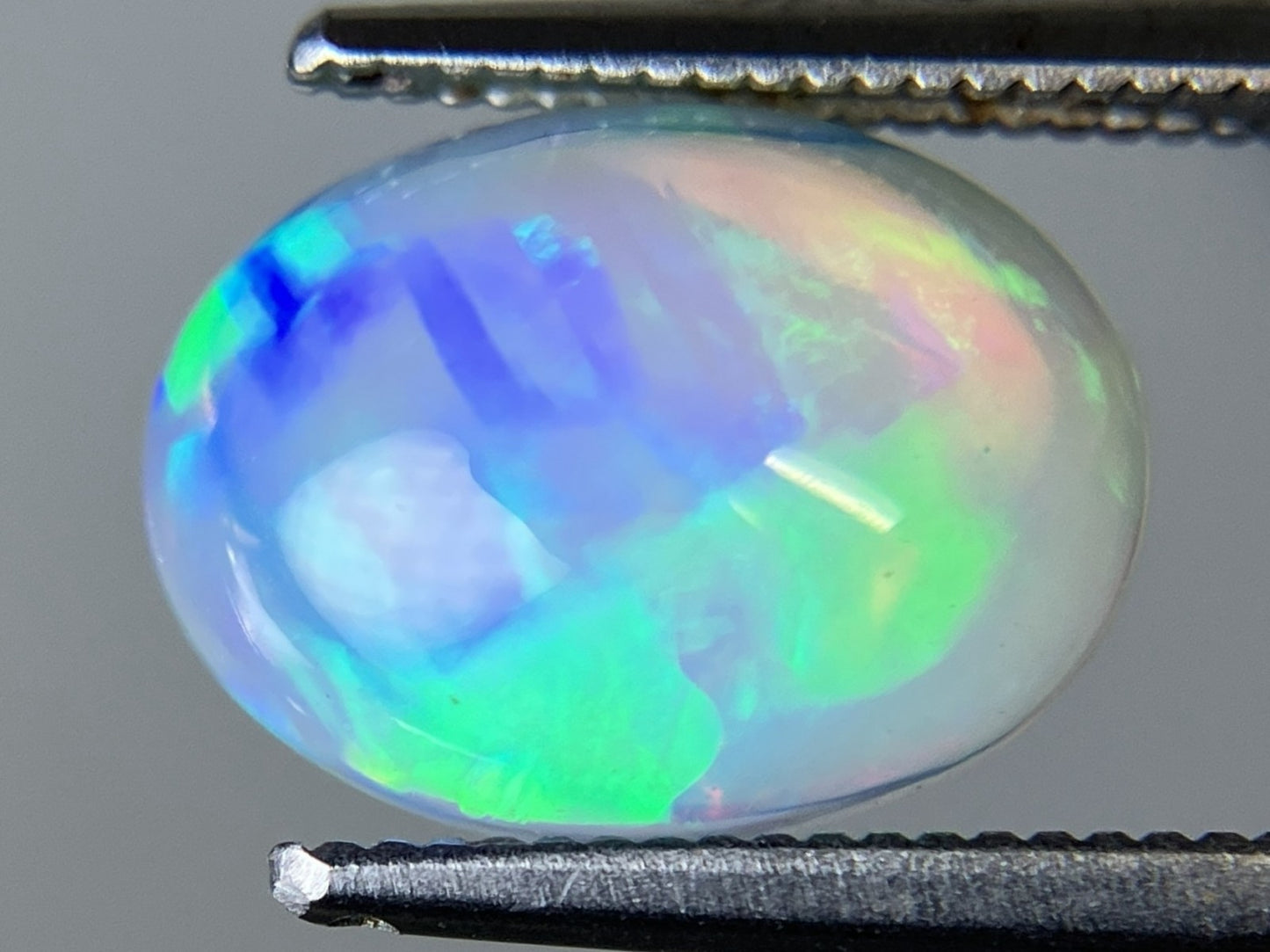 オパール 1.931ct 宝石ソーティング付き 11.4㎜×8.4㎜×4.0㎜ ルース（ 裸石 ） 4595YY