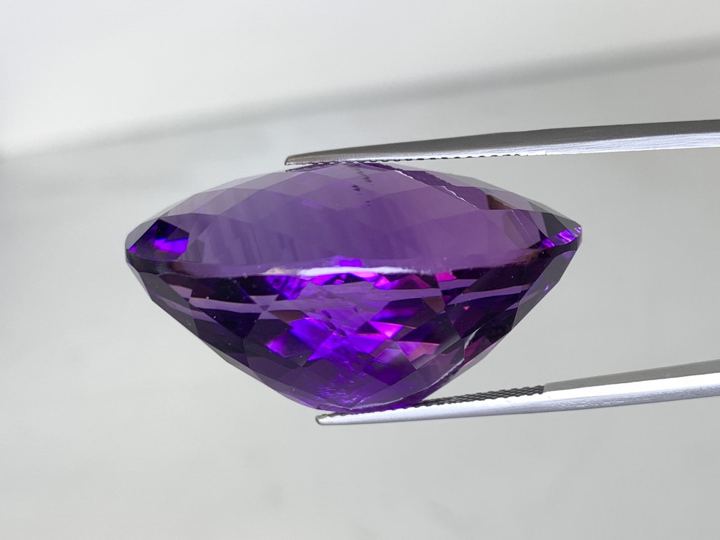 アメシスト 天然 71.769ct 宝石ソーティング付き 32.0㎜×23.5㎜×18.2㎜ ルース（ 裸石 ） 8034Y