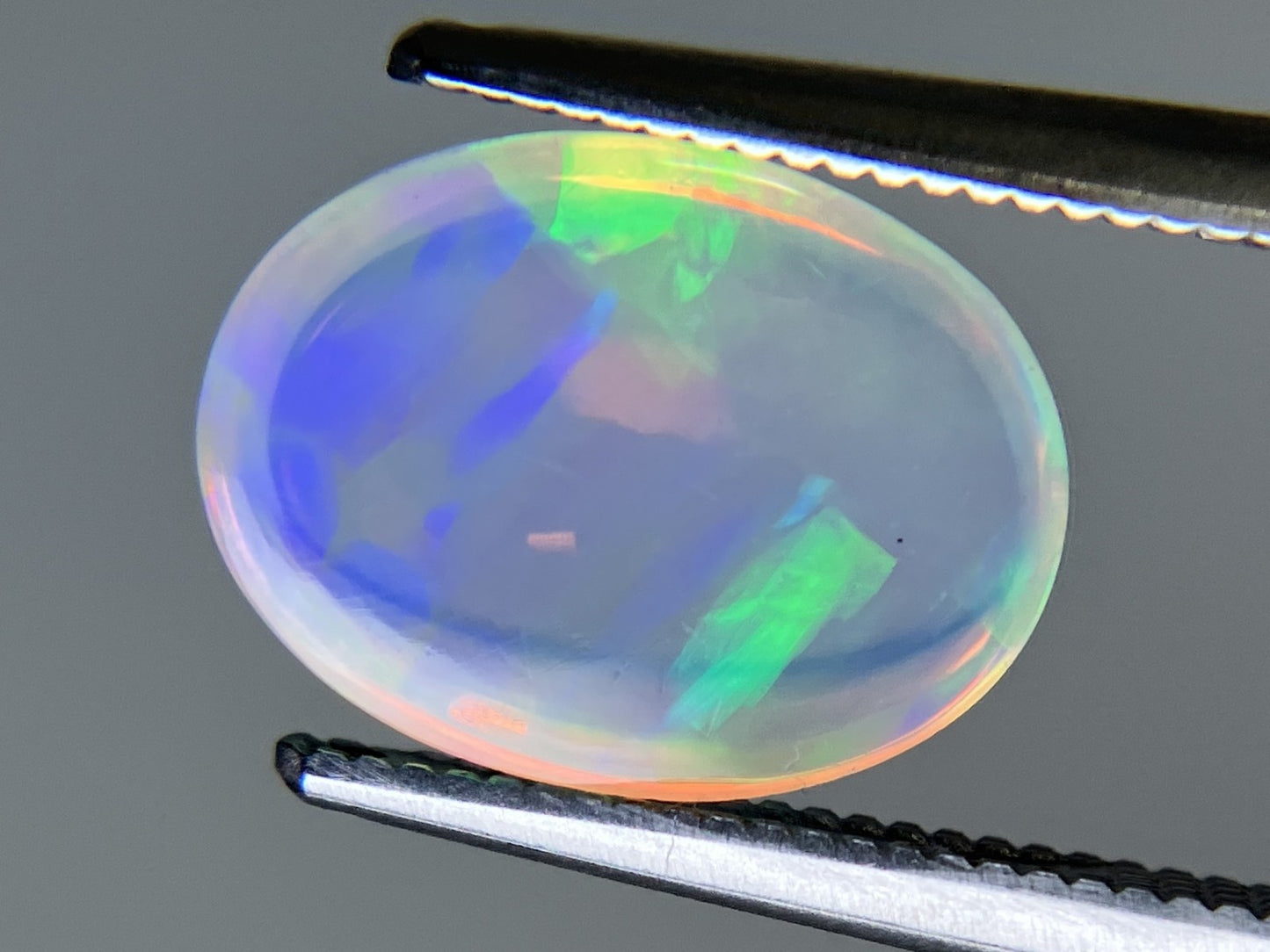 オパール 1.931ct 宝石ソーティング付き 11.4㎜×8.4㎜×4.0㎜ ルース（ 裸石 ） 4595YY