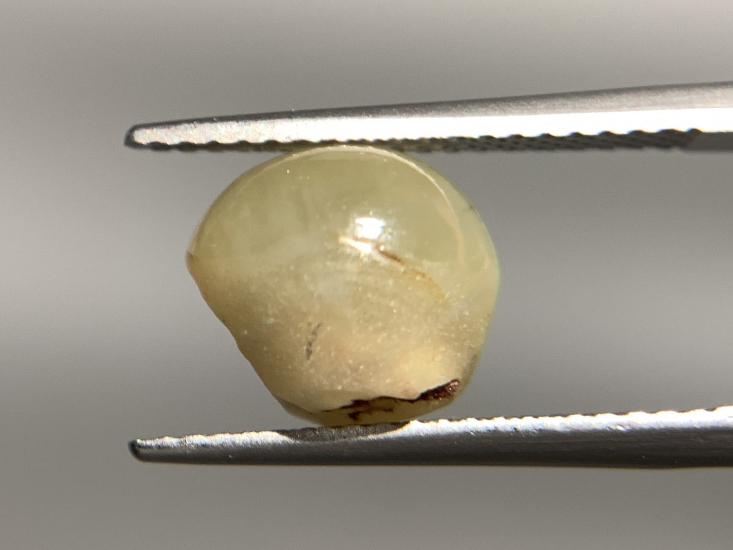 クリソベリルキャッツアイ 天然  6.015ct  中央宝石ソーティング付き  9.4㎜×8.0㎜×8.5㎜  ルース（ 裸石 ） 5751Y