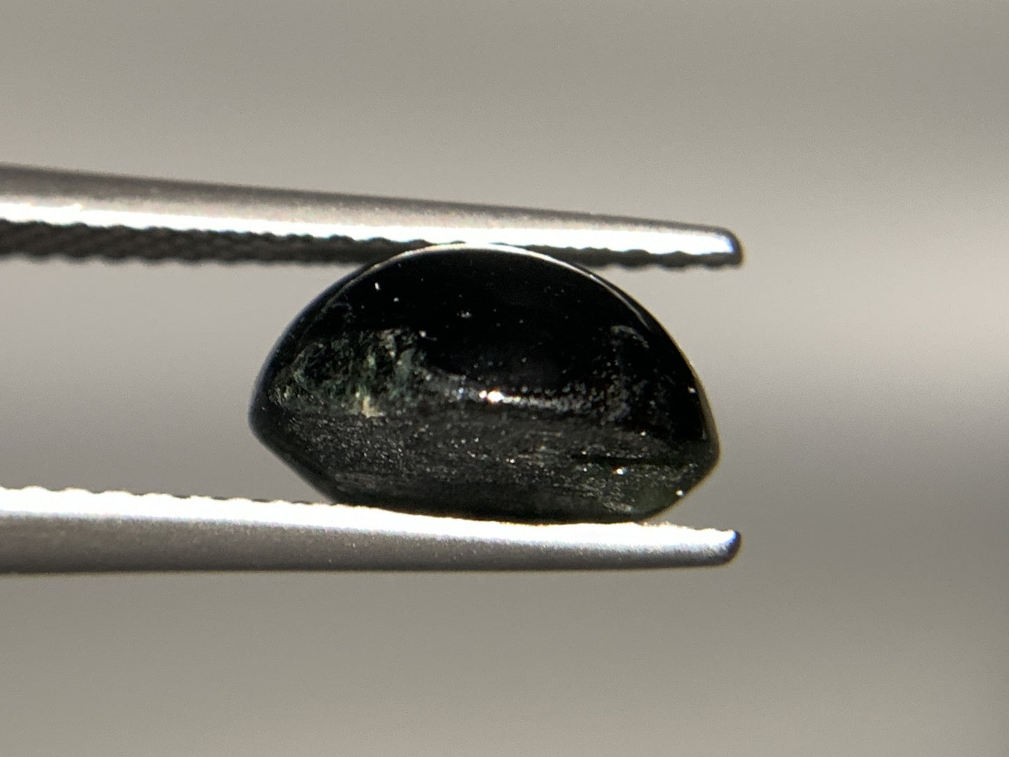 トルマリンキャッツアイ 天然  3.402ct   宝石ソーティング付き  9.9㎜×7.3㎜×5.9㎜   ルース（ 裸石 ） 5909Y