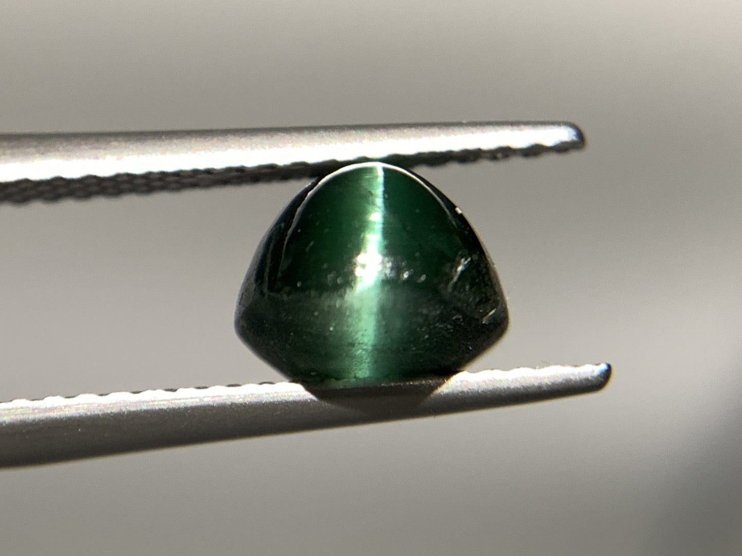 トルマリンキャッツアイ 天然  3.402ct   宝石ソーティング付き  9.9㎜×7.3㎜×5.9㎜   ルース（ 裸石 ） 5909Y