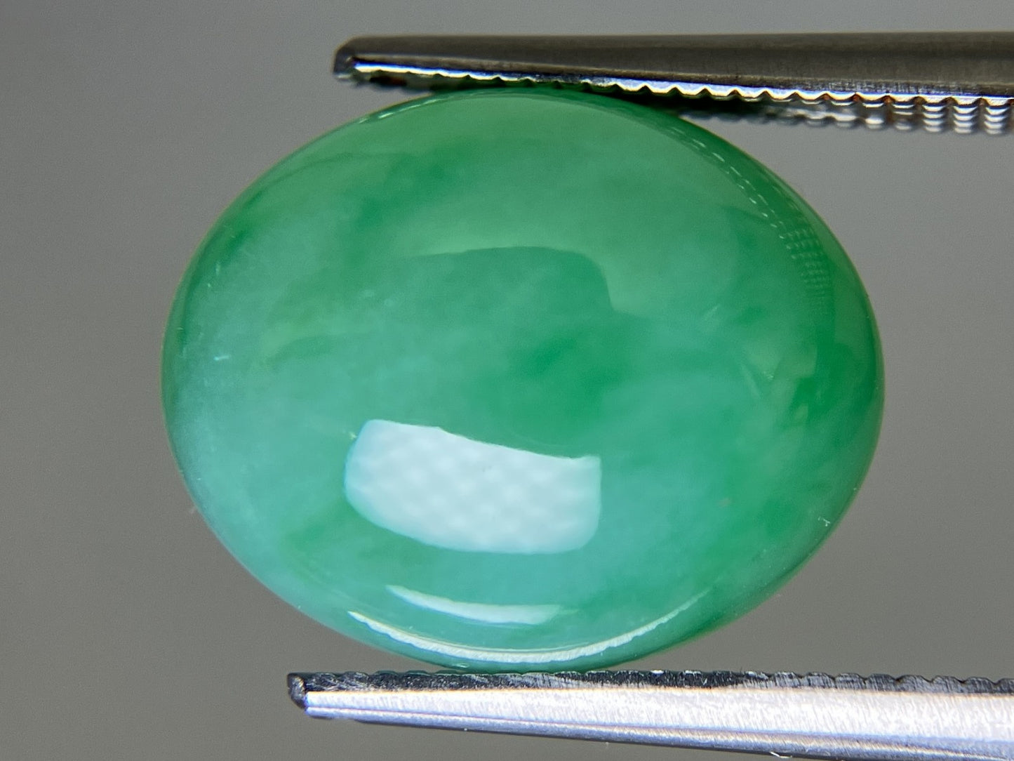 ひすい（ヒスイ 翡翠） 天然 10.951ct 宝石ソーティング付き 14.3㎜×11.6㎜×7.3㎜ ルース（ 裸石 ） 7368YY