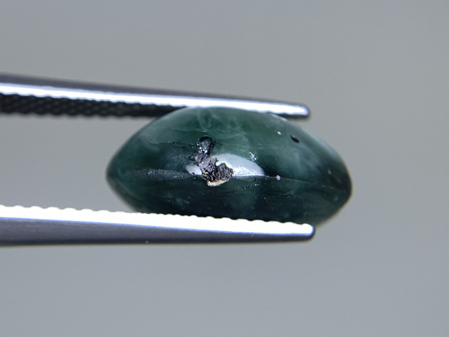 アレキサンドライトキャッツアイ 天然 7.319ct 中央宝石ソーティング付き 13.1㎜×8.6㎜×6.6㎜ ルース（ 裸石 ） 5501Y