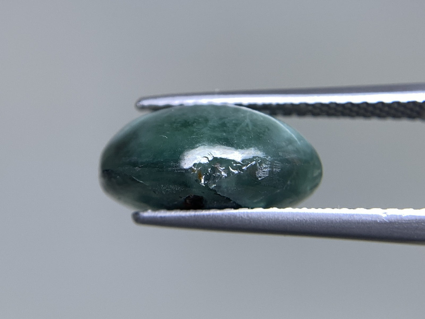 アレキサンドライトキャッツアイ 天然 7.319ct 中央宝石ソーティング付き 13.1㎜×8.6㎜×6.6㎜ ルース（ 裸石 ） 5501Y