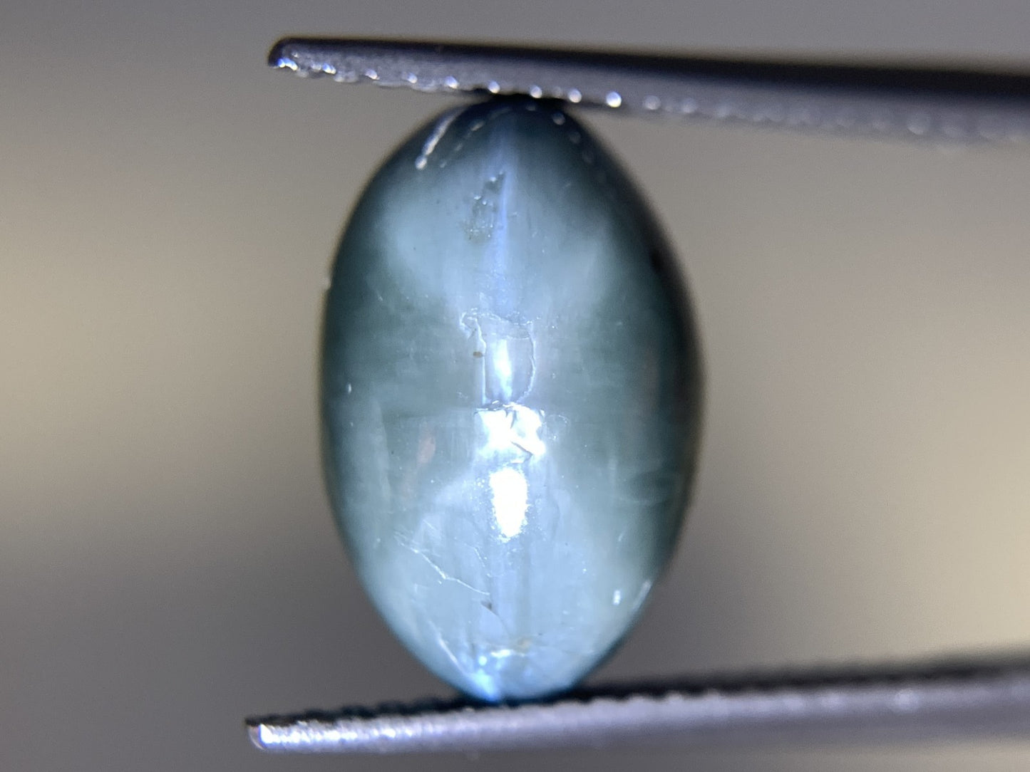 アレキサンドライトキャッツアイ 天然 7.319ct 中央宝石ソーティング付き 13.1㎜×8.6㎜×6.6㎜ ルース（ 裸石 ） 5501Y