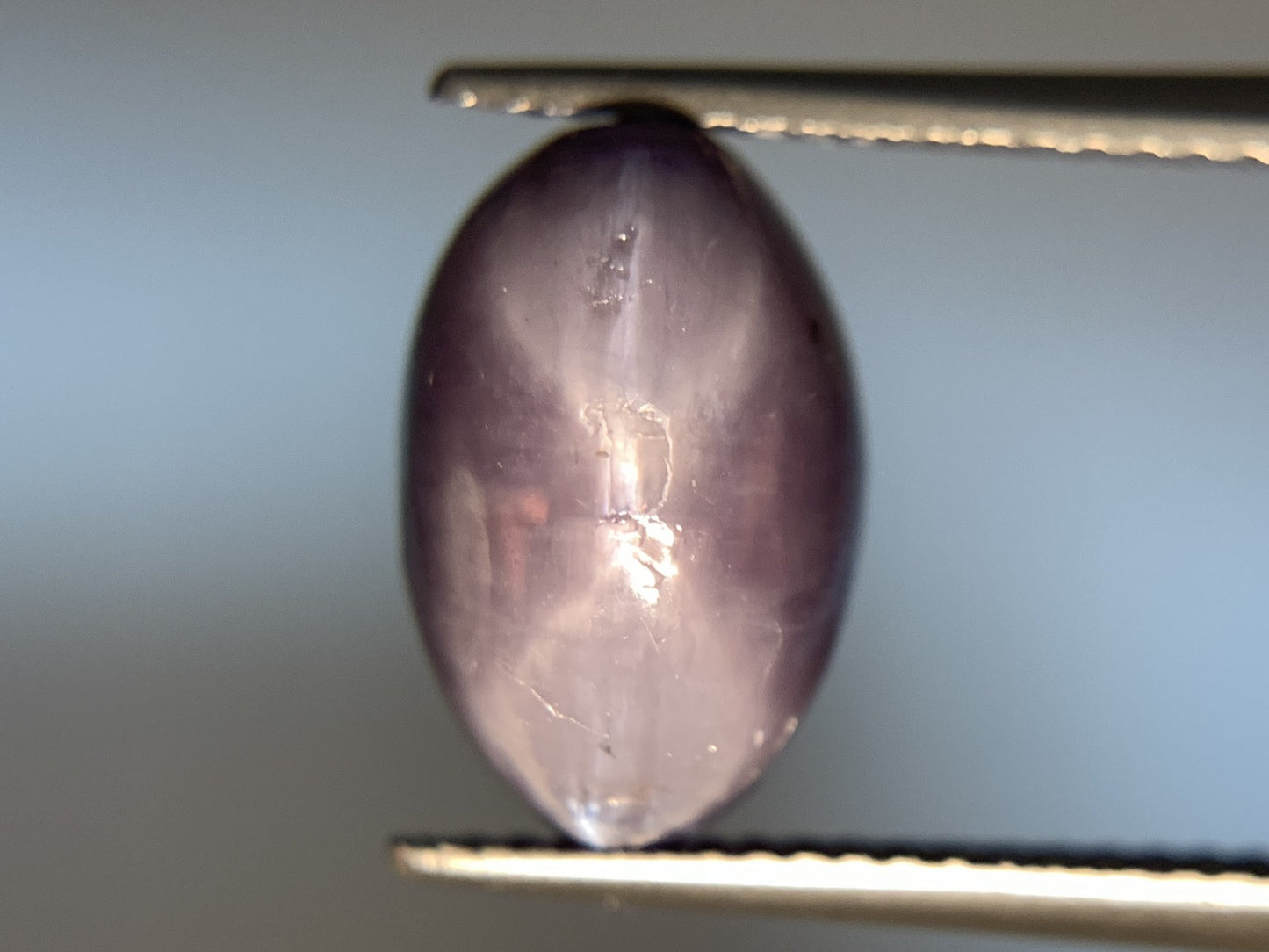 アレキサンドライトキャッツアイ 天然 7.319ct 中央宝石ソーティング付き 13.1㎜×8.6㎜×6.6㎜ ルース（ 裸石 ） 5501Y