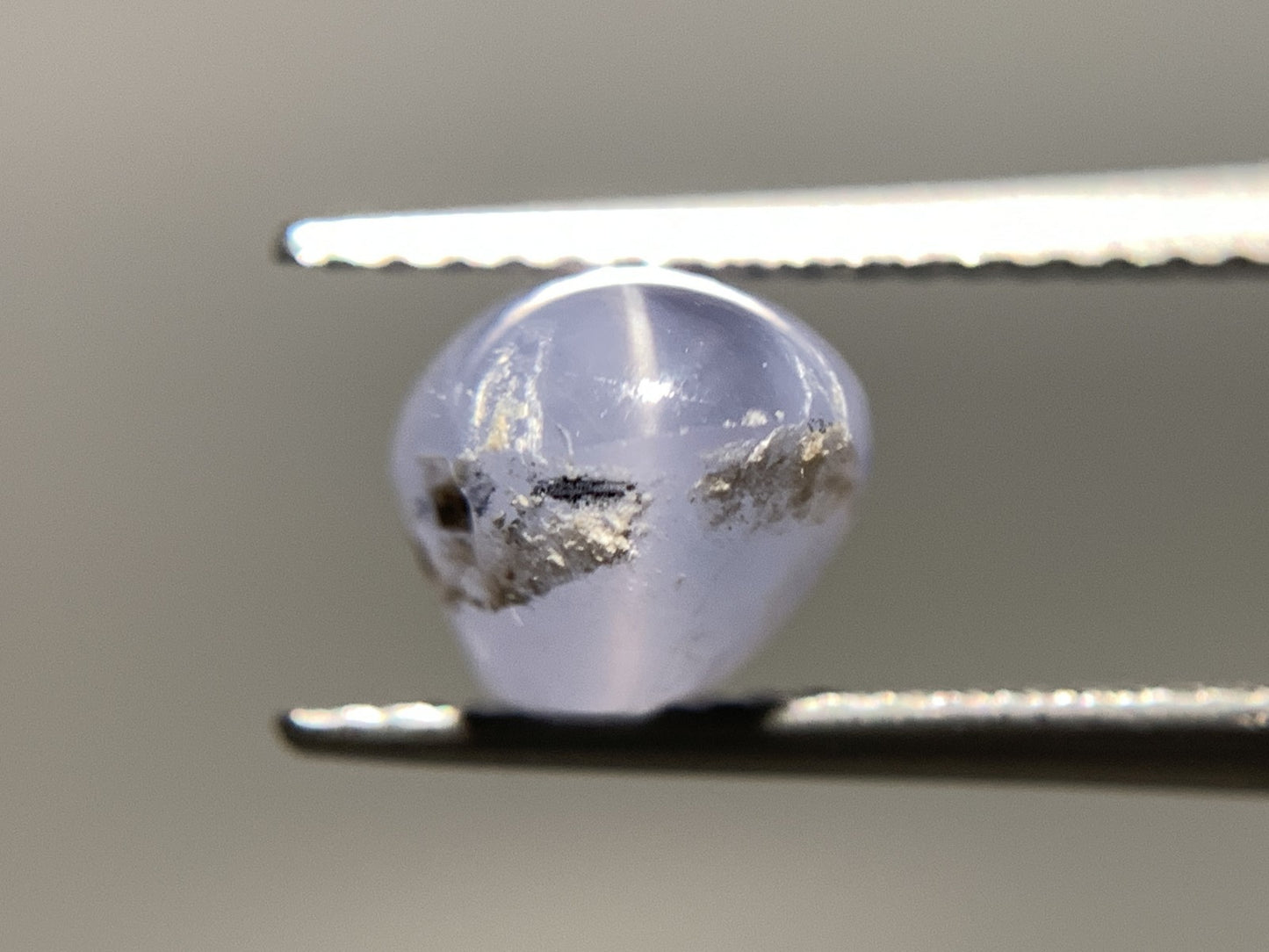 スターサファイア 天然 4.573ct 宝石ソーティング付き 9.5㎜×7.1㎜×6.4㎜ ルース（ 裸石 ） 6882Y