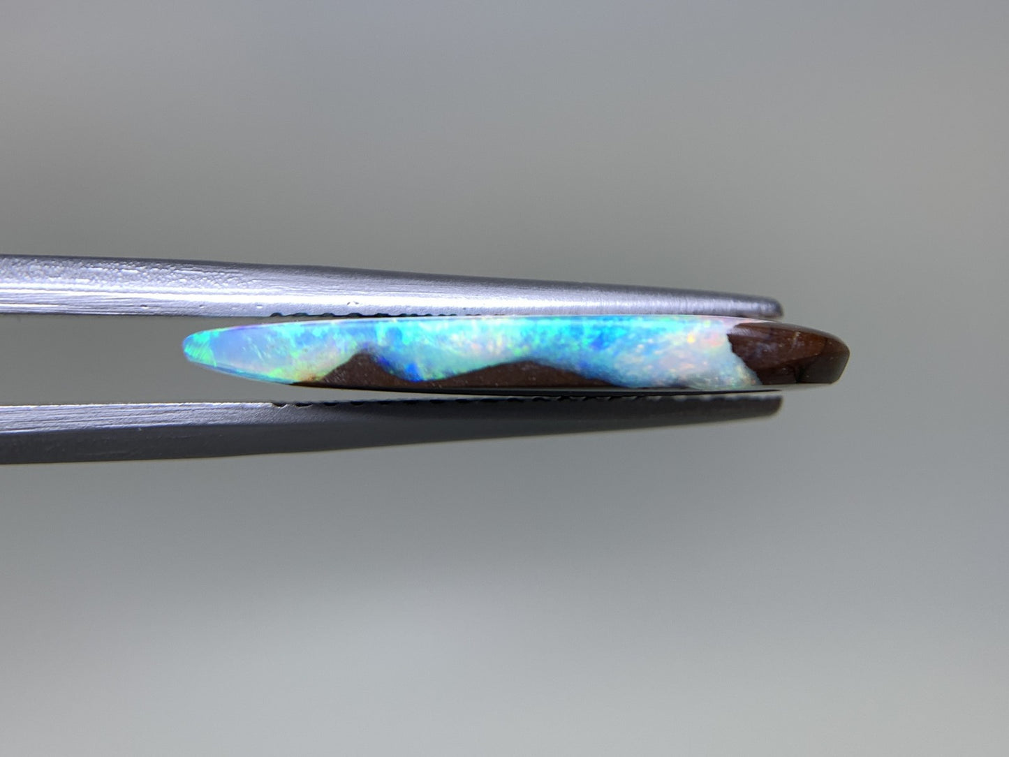 ボルダーオパール  天然  4.116ct  宝石ソーティング付き  20.9㎜×9.2㎜×2.5㎜  ルース（ 裸石 ）  5182Y
