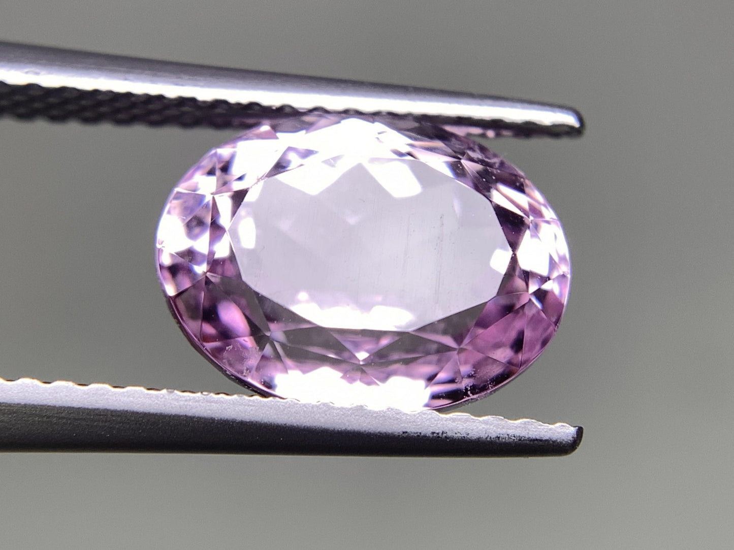 クンツァイト 4.484ct 宝石ソーティング付き  10.6㎜×8.1㎜×6.5㎜  ルース（ 裸石 ） 2481Y