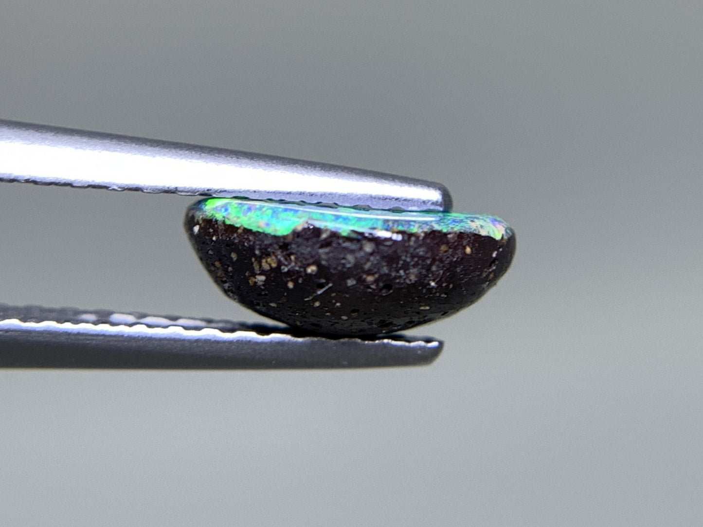 ボルダーオパール  天然  1.187ct  宝石ソーティング付き  8.0㎜×6.0㎜×3.1㎜  ルース（ 裸石 ）  5131Y