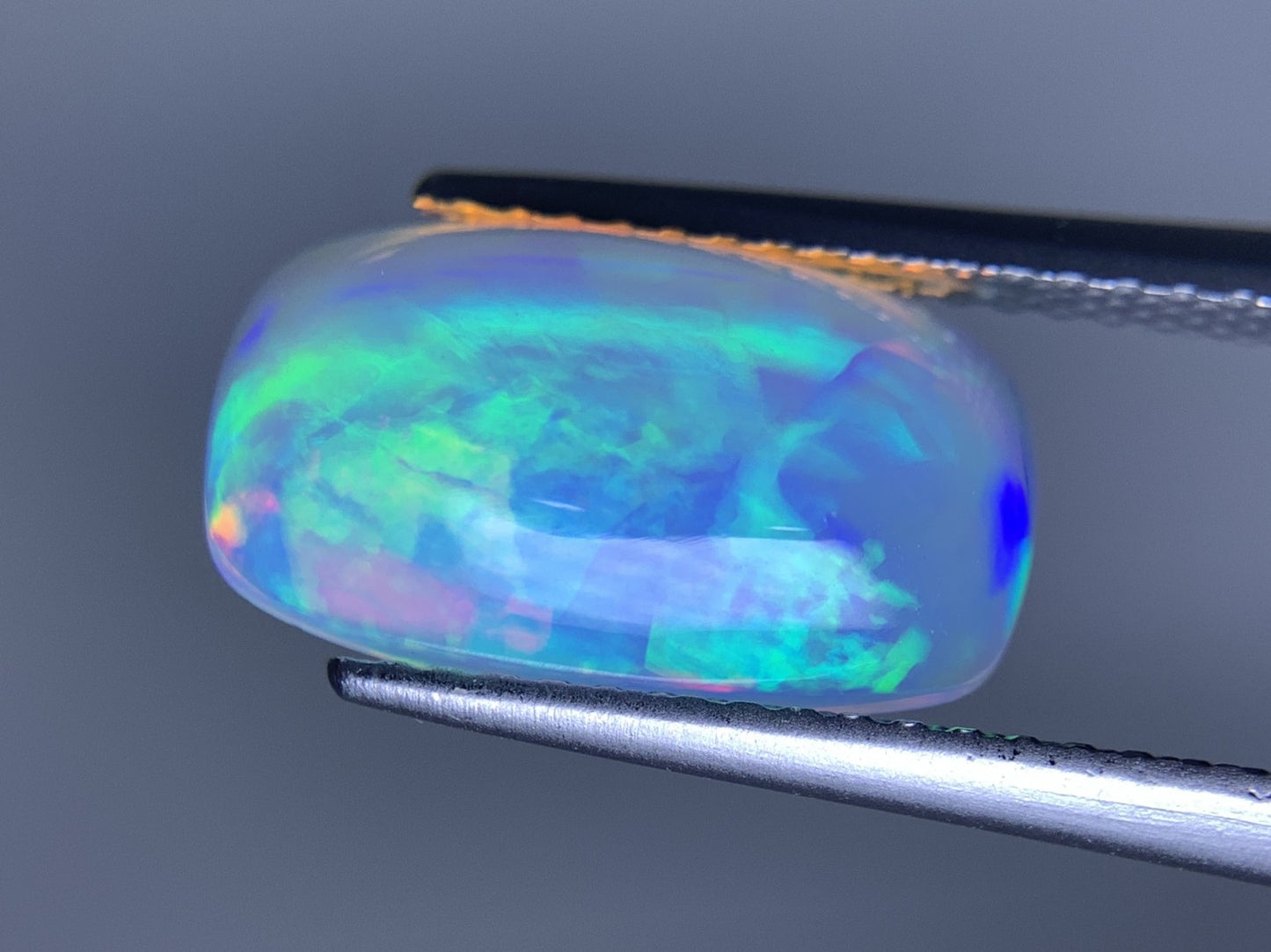 オパール 天然  2.375ct  宝石ソーティング付き  13.2㎜×7.5㎜×4.1㎜ ルース（ 裸石 ）  6171Y