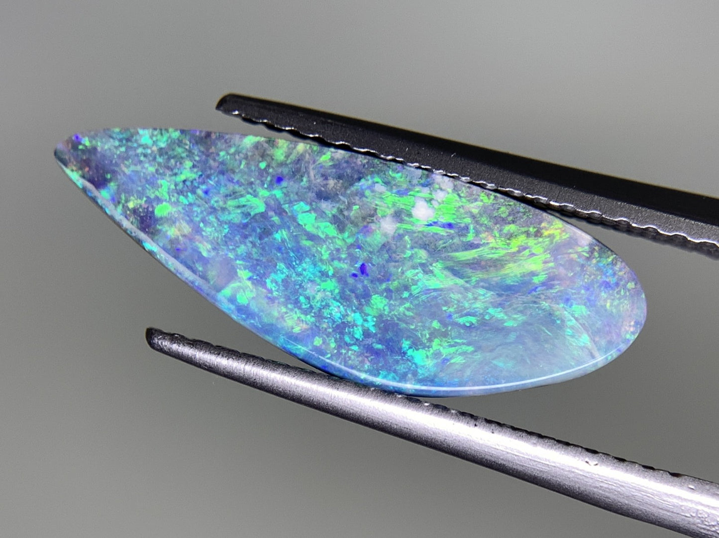 ボルダーオパール 2.936ct 宝石ソーティング付き  19.0㎜×7.0㎜×3.0㎜  ルース（ 裸石 ） 2505Y