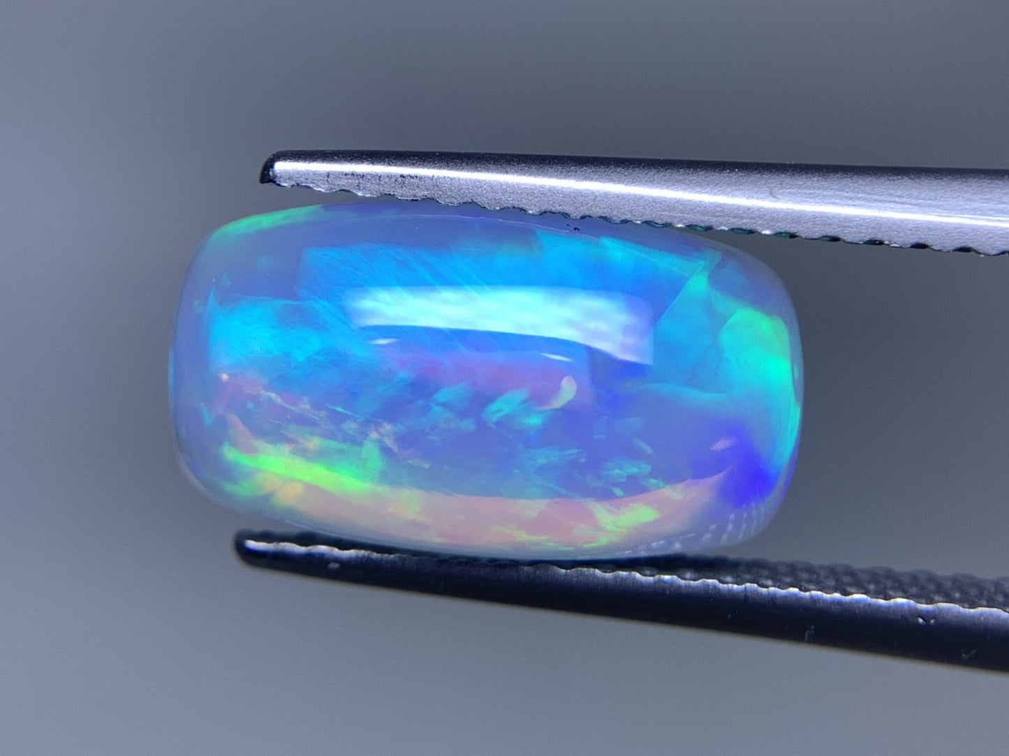 オパール 天然  2.375ct  宝石ソーティング付き  13.2㎜×7.5㎜×4.1㎜ ルース（ 裸石 ）  6171Y