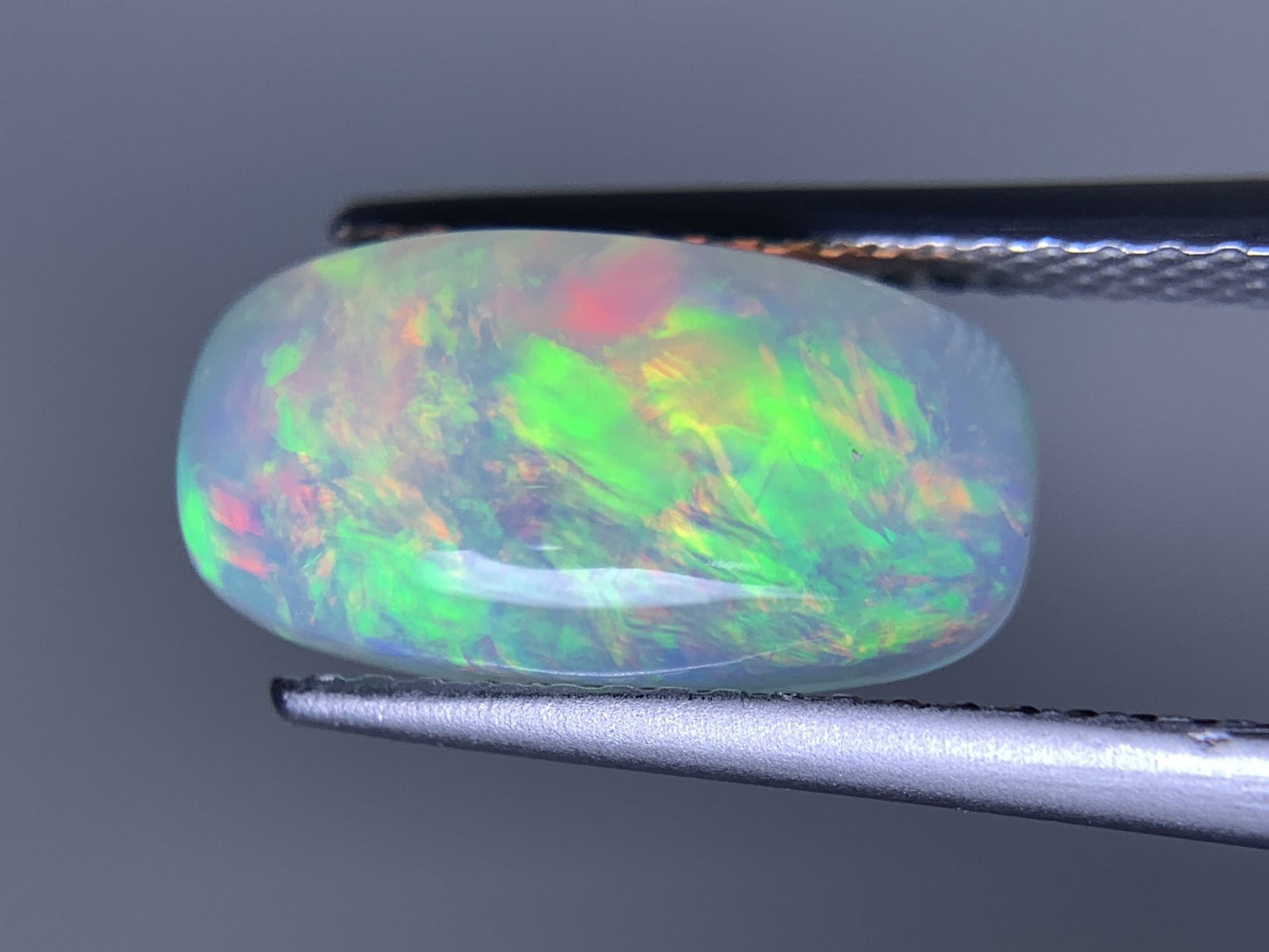 オパール 天然  2.095ct  宝石ソーティング付き  13.2㎜×7.0㎜×4.5㎜ ルース（ 裸石 ）  6172Y