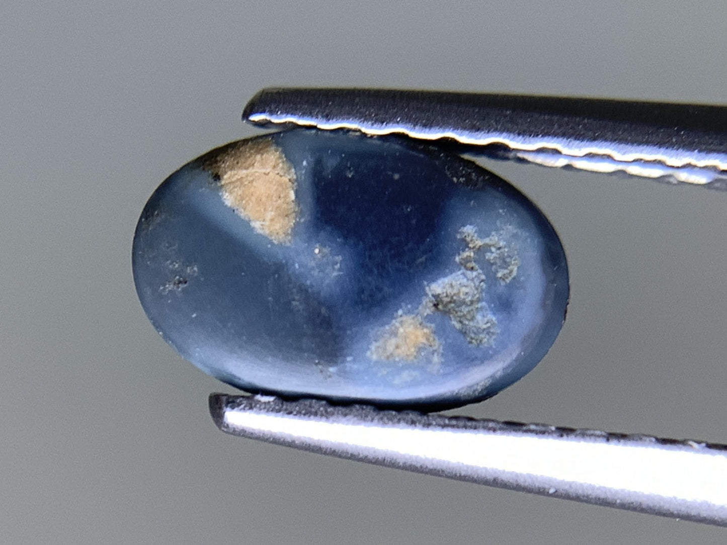 ブラックオパール  天然  0.441ct  宝石ソーティング付き  7.4㎜×4.8㎜×1.7㎜  ルース（ 裸石 ）  5179Y
