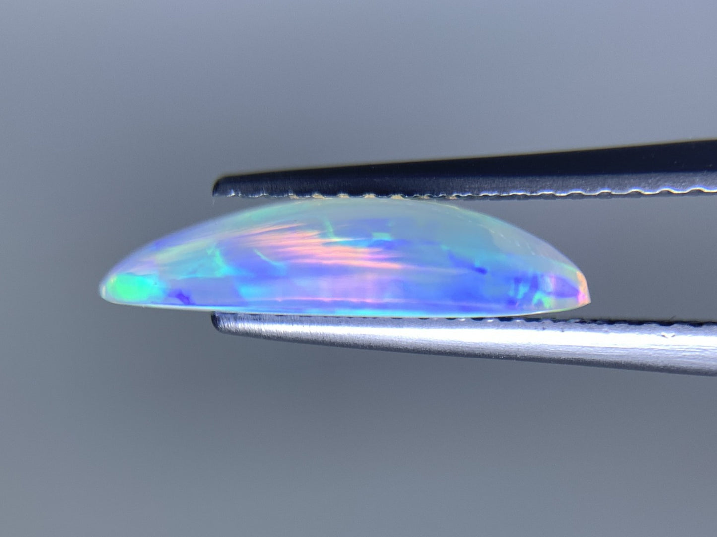 オパール 天然  2.094ct  宝石ソーティング付き  16.0㎜×7.9㎜×3.8㎜ ルース（ 裸石 ）  6173Y