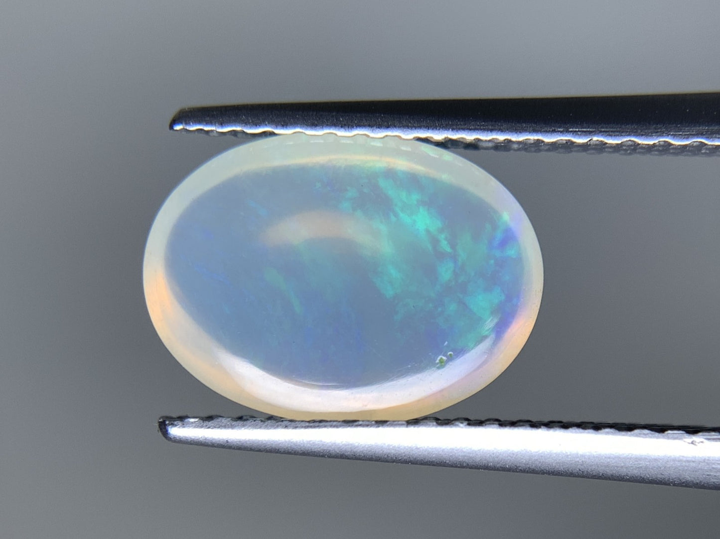 オパール 天然  1.612ct  宝石ソーティング付き  11.0㎜×7.9㎜×3.9㎜ ルース（ 裸石 ）  6180Y