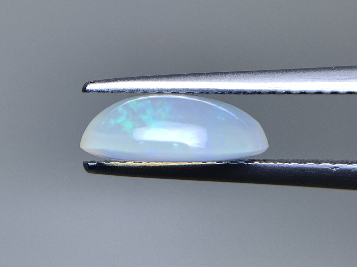オパール 天然  1.612ct  宝石ソーティング付き  11.0㎜×7.9㎜×3.9㎜ ルース（ 裸石 ）  6180Y
