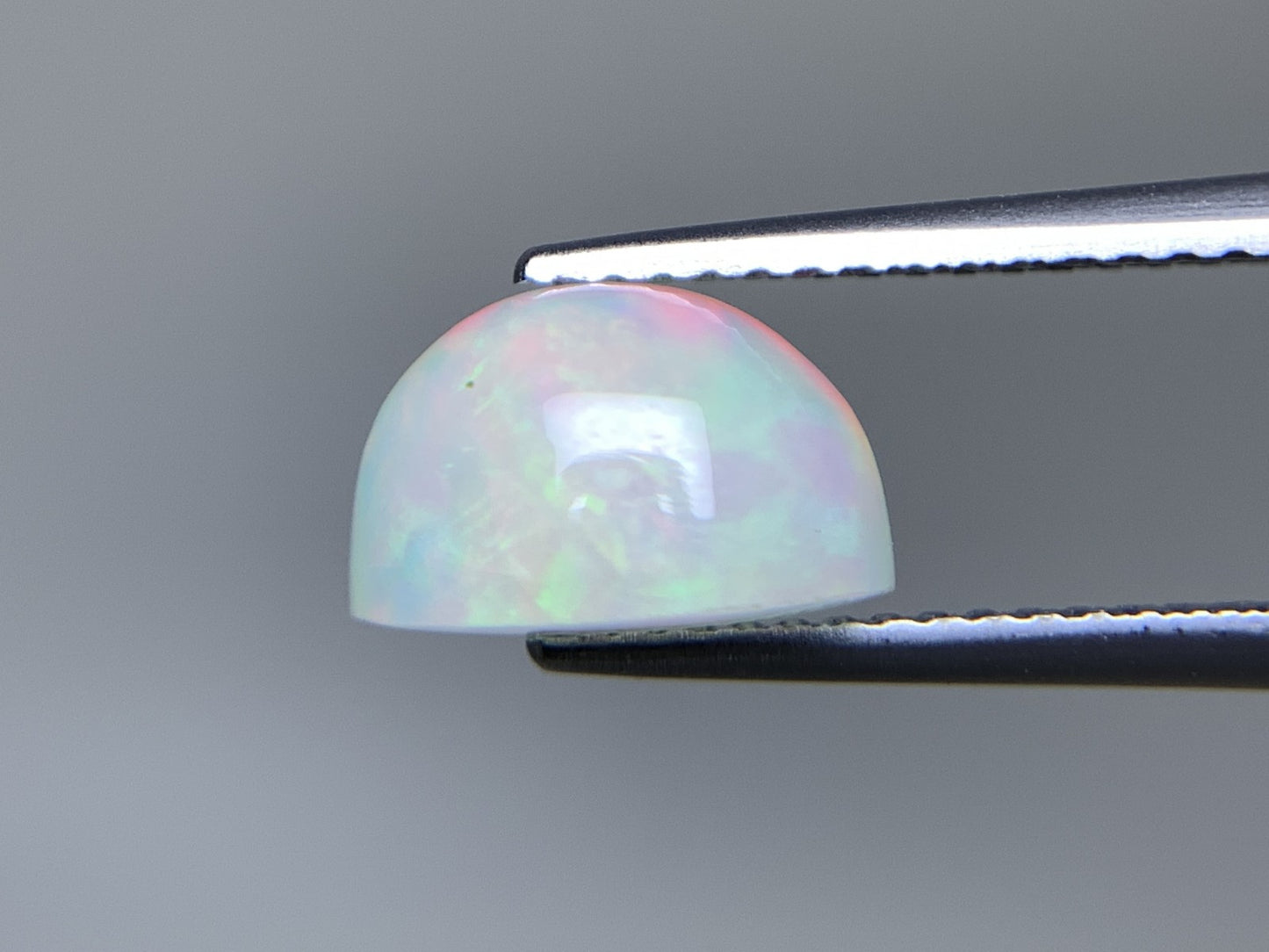 オパール 天然  2.505ct  宝石ソーティング付き  9.8㎜×8.0㎜×6.3㎜ ルース（ 裸石 ）  6179Y