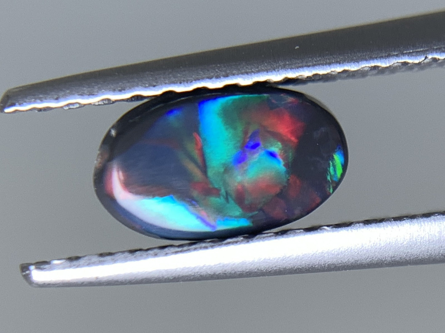 ブラックオパール 天然  0.549ct  宝石ソーティング付き  7.0㎜×4.3㎜×2.6㎜ ルース（ 裸石 ）  6027Y